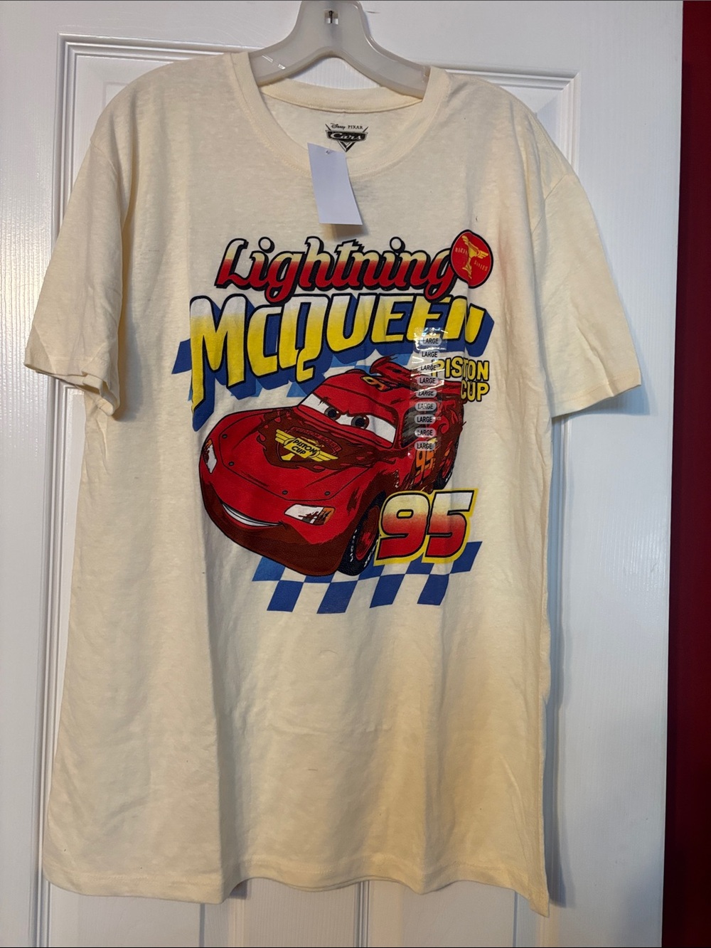 NWT Disney Pixar Lightning McQueen Graphic Tee - Cream & Red size large